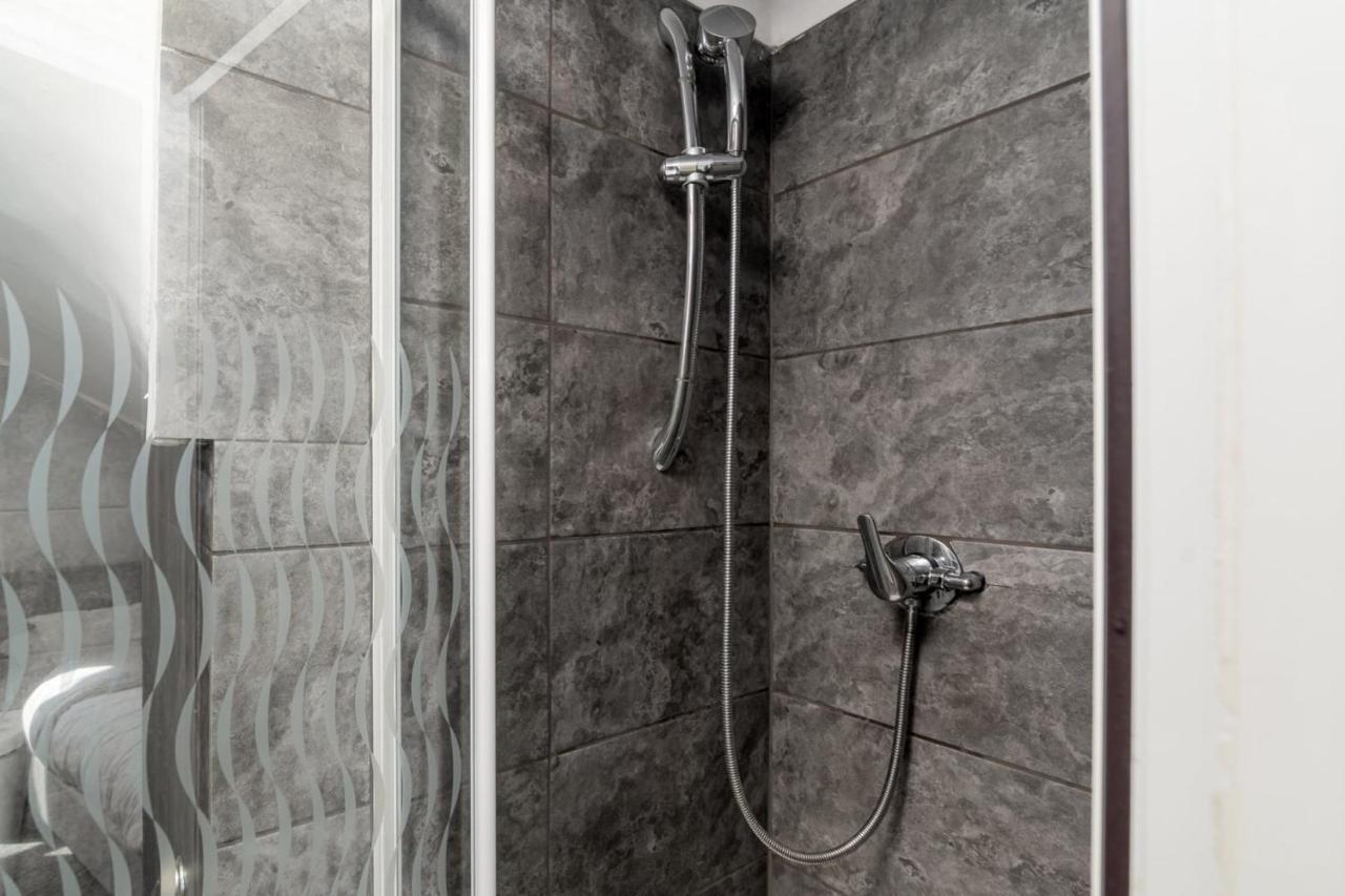 Guestready - Relaxing Hotel-Style Rooms London Exterior photo